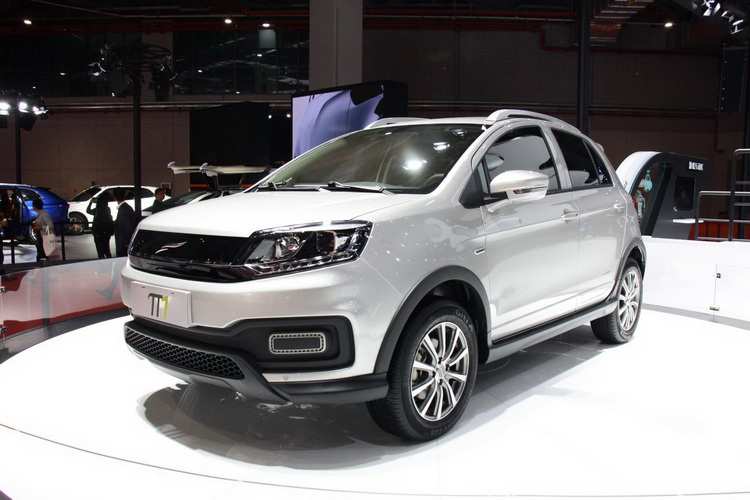 续航330公里 云度小型纯电动SUV将上市