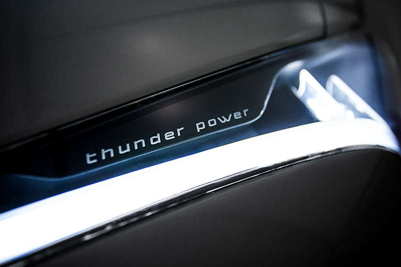 特斯拉的挑战者昶洧再发续航650km纯电SUV，ta是什么来头？