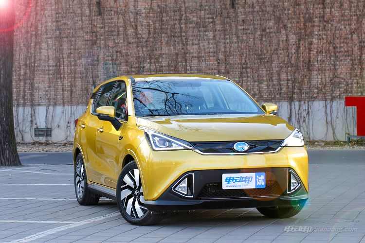 「邦老师选车」爱妻的“老婆奴”想买高颜值SUV 这款车型潮到爆 