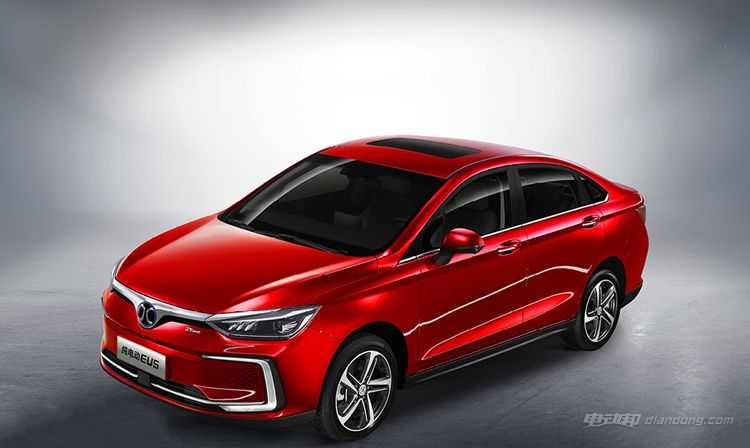 北汽新能源EU5官图发布 质感大幅提升