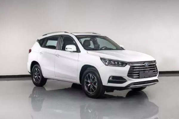 纯电续航超400公里？ 全新比亚迪宋EV将于8月31日上市