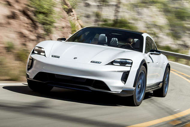 保时捷计划每年生产40000辆全电动Taycan汽车