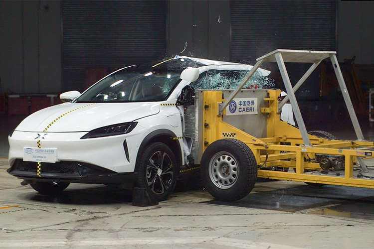 中保研新势力造车首撞：成绩优秀 小鹏G3碰撞测试解析